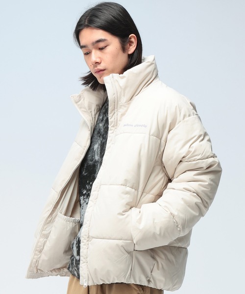mihns closet（ミンズクローゼット）の「mihns closet (ミンズクローゼット) ボリューム薄中綿ジャケット 高密度 75Dストレッチ フルジップ ブルゾン 7452487B（ダウンジャケット/コート・メンズ・ホワイト/ブラック/A/B・M/LL/L）」の2枚目の写真