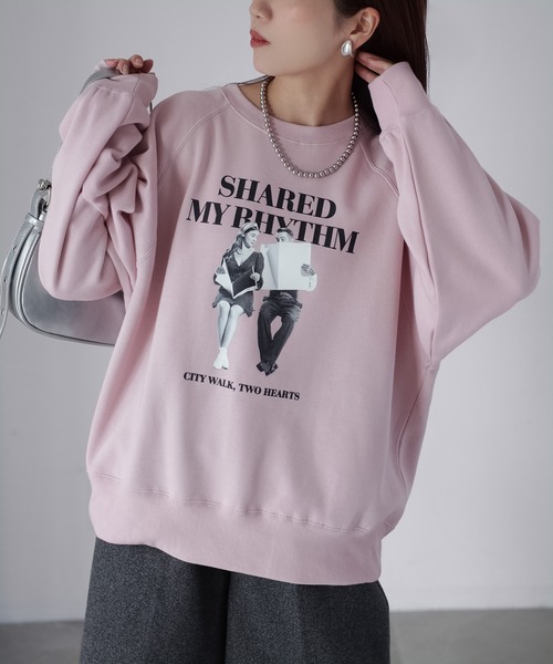 Riberry（リベリー）の「裏起毛フォトプリントスウェットトレーナー（スウェット・レディース・チャコールグレー/オートミール/ピンク・FREE）」の11枚目の写真