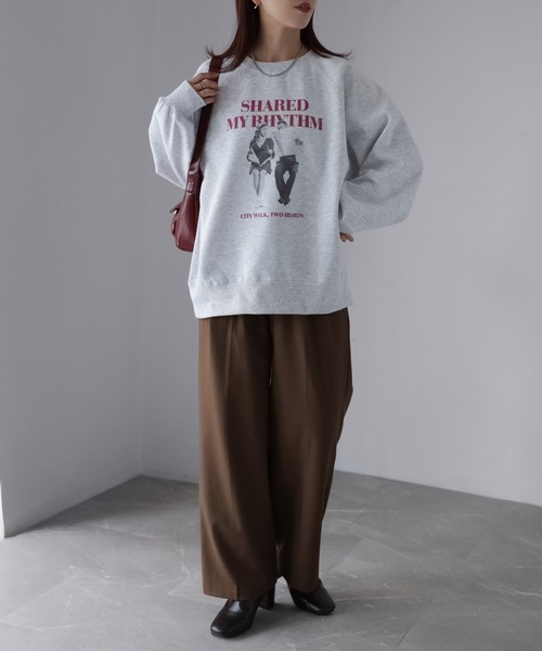 Riberry（リベリー）の「裏起毛フォトプリントスウェットトレーナー（スウェット・レディース・チャコールグレー/オートミール/ピンク・FREE）」の18枚目の写真