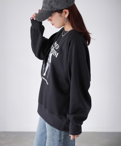 Riberry(リベリー)の「裏起毛フォトプリントスウェットトレーナー(スウェット・レディース・チャコールグレー/オートミール/ピンク・FREE)」の17枚目の写真