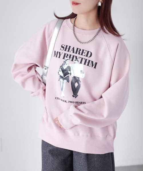 Riberry(リベリー)の「裏起毛フォトプリントスウェットトレーナー(スウェット・レディース・チャコールグレー/オートミール/ピンク・FREE)」の7枚目の写真