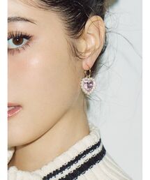 EVRIS（エヴリス）の「PEARL STONE MOTIFピアス（ピアス（両耳用））」