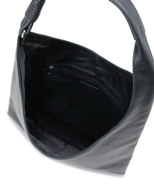 tk.TAKEO KIKUCHI（ティーケータケオキクチ）の「【牛革使用】リアルレザートラペゾイドバッグ（トートバッグ・メンズ・ブラック・00）」の10枚目の写真