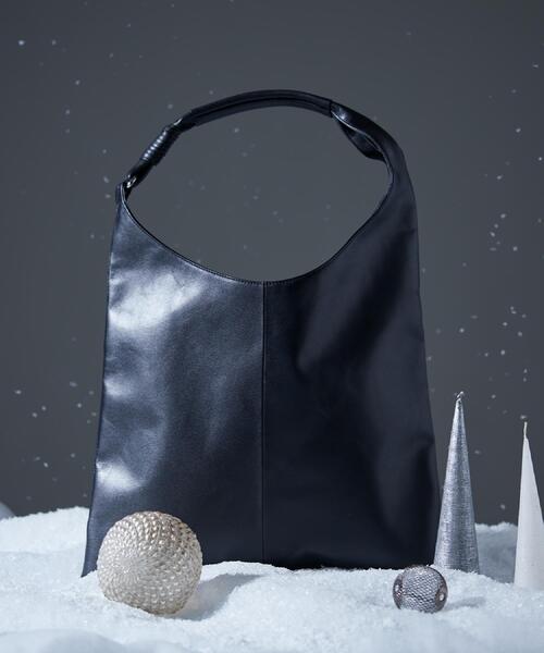 tk.TAKEO KIKUCHI（ティーケータケオキクチ）の「【牛革使用】リアルレザートラペゾイドバッグ（トートバッグ・メンズ・ブラック・00）」の15枚目の写真