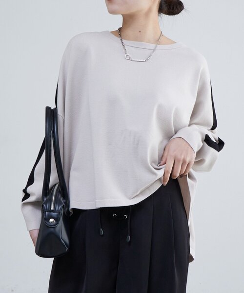 Lui's(ルイス)の「サイドラインヘムカーブトップス(Tシャツ/カットソー・レディース・アイボリー/ブラック・FREE)」の12枚目の写真