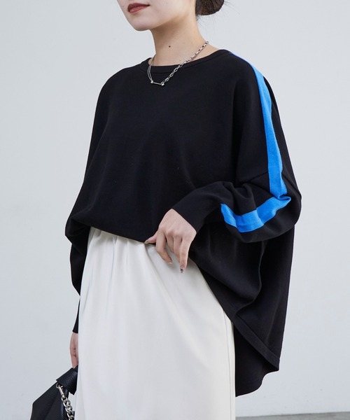 Lui's(ルイス)の「サイドラインヘムカーブトップス(Tシャツ/カットソー・レディース・アイボリー/ブラック・FREE)」の3枚目の写真