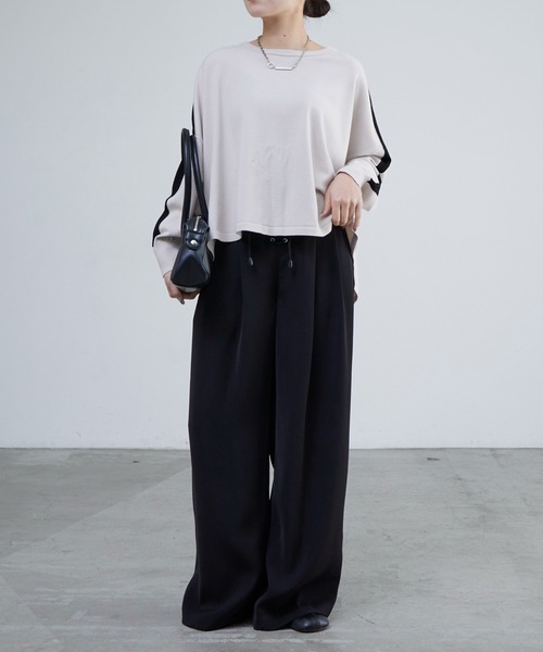 Lui's(ルイス)の「サイドラインヘムカーブトップス(Tシャツ/カットソー・レディース・アイボリー/ブラック・FREE)」の10枚目の写真