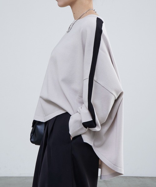 Lui's(ルイス)の「サイドラインヘムカーブトップス(Tシャツ/カットソー・レディース・アイボリー/ブラック・FREE)」の8枚目の写真