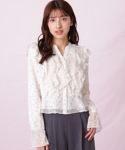 JILL by JILL STUART(ジルバイジルスチュアート)の「◇小花プリントフリルブラウス(シャツ/ブラウス・レディース・イエロー系その他/ブラック系その他/パープル系その他・FREE)」の2枚目の写真