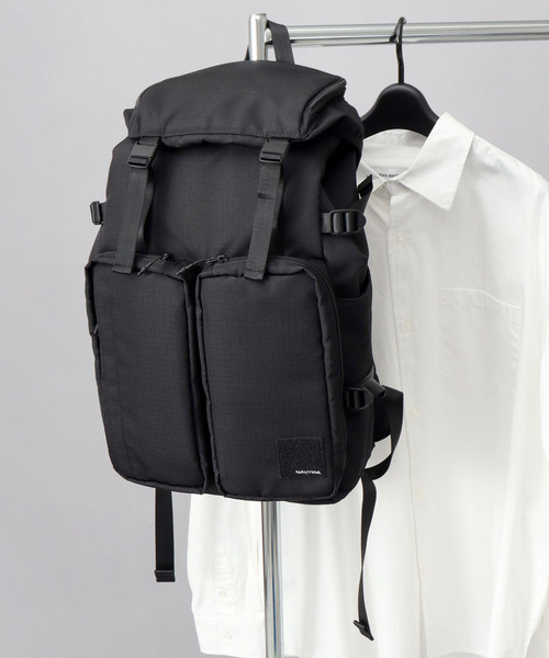 NAUTICA(ノーティカ)の「10ポケット 大容量 ミリタリー フラップトップ バックパック ミニポーチ付き A4・PC収納対応(バックパック/リュック・メンズ・ブラック・FREE)」の4枚目の写真