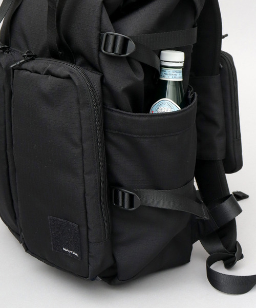 NAUTICA(ノーティカ)の「10ポケット 大容量 ミリタリー フラップトップ バックパック ミニポーチ付き A4・PC収納対応(バックパック/リュック・メンズ・ブラック・FREE)」の17枚目の写真