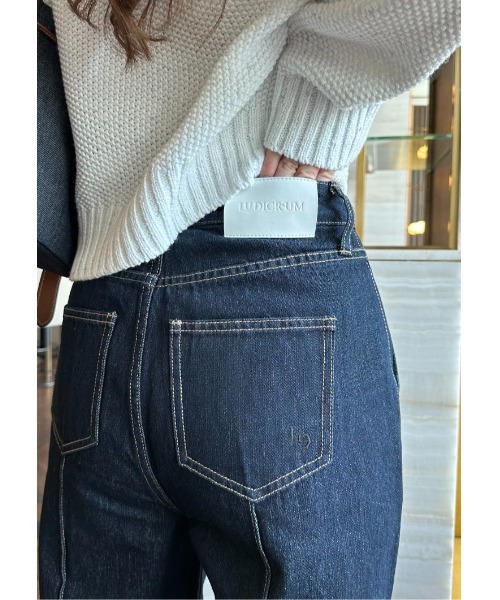 LUDICRUM(ルーディクルム)の「LD Pintuck denim(デニムパンツ・レディース・ブルー/インディゴブルー・XS/S/M)」の5枚目の写真