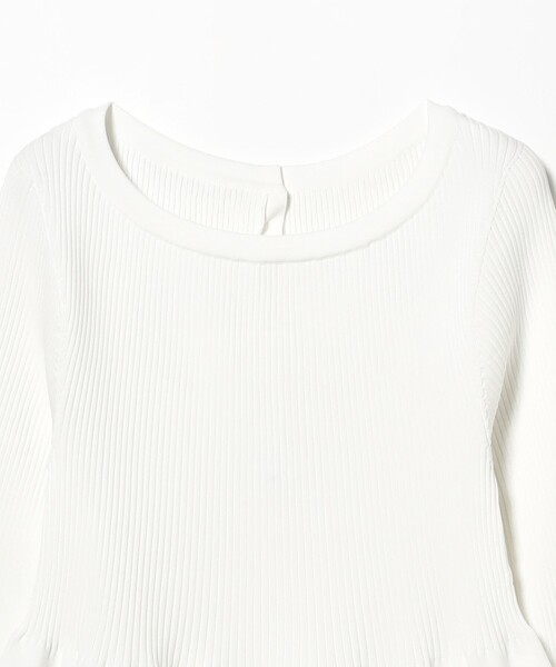 EFFE BEAMS(エッフェビームス)の「バック ボタン ニット ワンピース(ワンピース・レディース・オフホワイト/ブラック・ONE SIZE)」の12枚目の写真