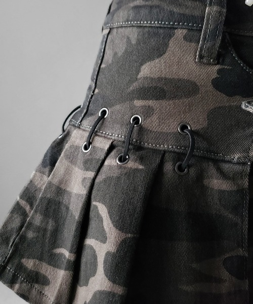 me+em select(ミームセレクト)の「【 インパン裏地付 】カモフラベルテッドマイクロプリーツミニスカパン / camouflage belted micro pleats skirt pants(スカート・レディース・カーキ・LARGE/MEDIUM/SMALL)」の7枚目の写真