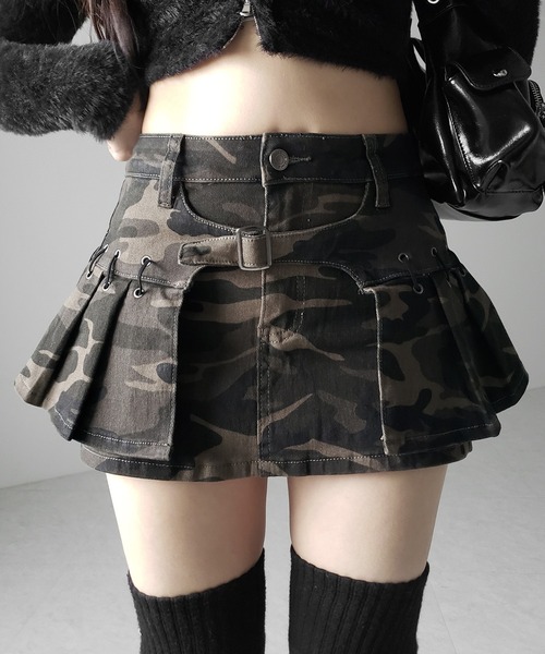 me+em select(ミームセレクト)の「【 インパン裏地付 】カモフラベルテッドマイクロプリーツミニスカパン / camouflage belted micro pleats skirt pants(スカート・レディース・カーキ・LARGE/MEDIUM/SMALL)」の8枚目の写真