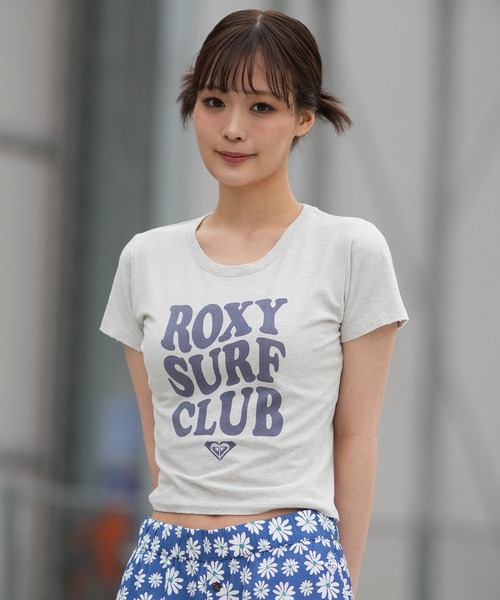 ROXY（ロキシー）の「ROXY/ロキシー 半袖 Tシャツ チビT 丈短め クロップド丈 RST261086（Tシャツ/カットソー・レディース・レッド/ホワイト/グレー・L/M）」の2枚目の写真
