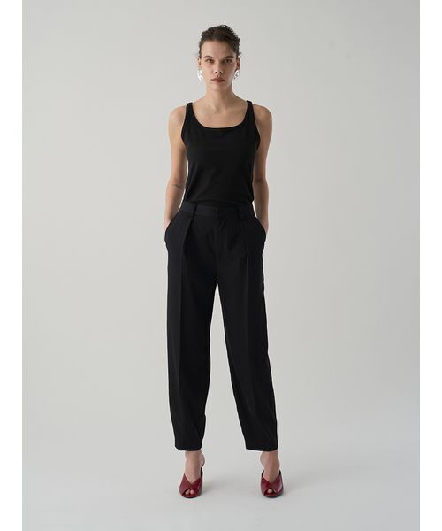 Henon.(ヘノン)の「ナローテーパードパンツ(その他パンツ・レディース・グレー/ブラック・38/36)」の1枚目の写真