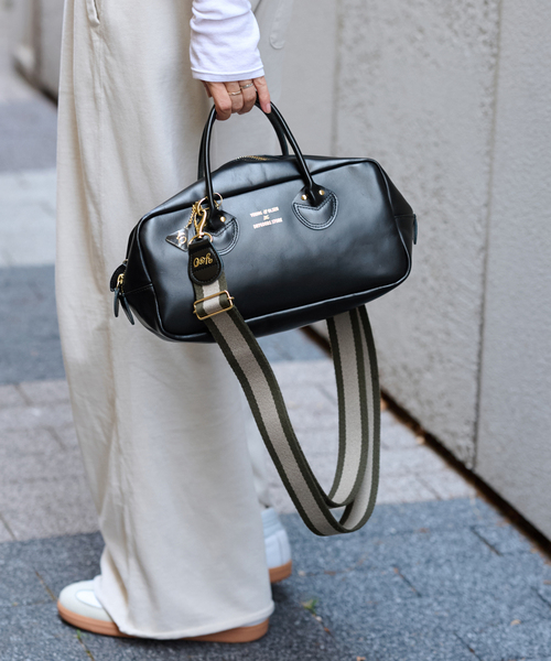 FRAMeWORK（フレームワーク）の「≪追加≫YOUNGOLSEN /ヤングアンドオルセン 別注 CHARM WIDE BOTTLE BAG（ショルダーバッグ・レディース・ブラック/ブラウン・FREE）」の10枚目の写真