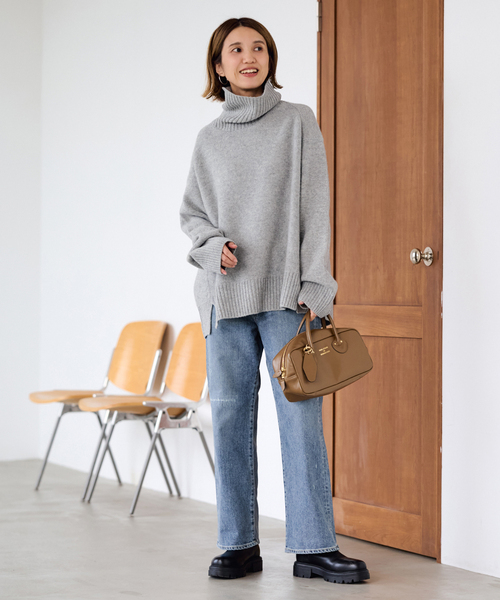 FRAMeWORK（フレームワーク）の「≪追加≫YOUNGOLSEN /ヤングアンドオルセン 別注 CHARM WIDE BOTTLE BAG（ショルダーバッグ・レディース・ブラック/ブラウン・FREE）」の16枚目の写真