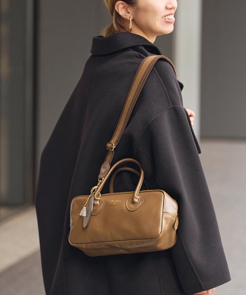 FRAMeWORK（フレームワーク）の「≪追加≫YOUNGOLSEN /ヤングアンドオルセン 別注 CHARM WIDE BOTTLE BAG（ショルダーバッグ・レディース・ブラック/ブラウン・FREE）」の21枚目の写真