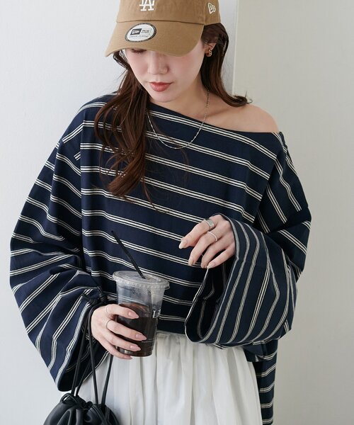 DISCOAT（ディスコート）の「2WAYワンショルボーダープルオーバー《WEB限定カラーあり》（Tシャツ/カットソー・レディース・ピンク/チャコールグレー/オフホワイト/ベージュ/ネイビー/ブラウン・FREE）」の6枚目の写真