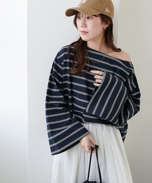 DISCOAT（ディスコート）の「2WAYワンショルボーダープルオーバー《WEB限定カラーあり》（Tシャツ/カットソー・レディース・ピンク/チャコールグレー/オフホワイト/ベージュ/ネイビー/ブラウン・FREE）」の13枚目の写真