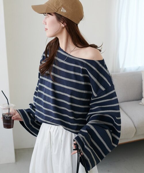 DISCOAT（ディスコート）の「2WAYワンショルボーダープルオーバー《WEB限定カラーあり》（Tシャツ/カットソー・レディース・ピンク/チャコールグレー/オフホワイト/ベージュ/ネイビー/ブラウン・FREE）」の18枚目の写真