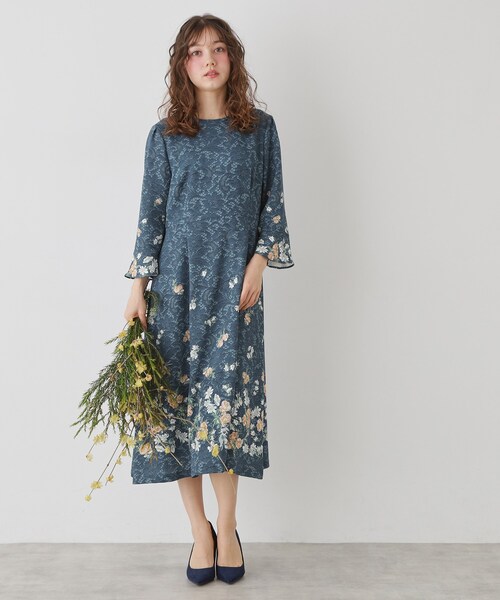 Sunauna(スーナウーナ)の「【SS~L】レースプリントワンピース(ワンピース・レディース・ネイビー系1/グレー系1/ブルー系1・34/40/38/36)」の10枚目の写真