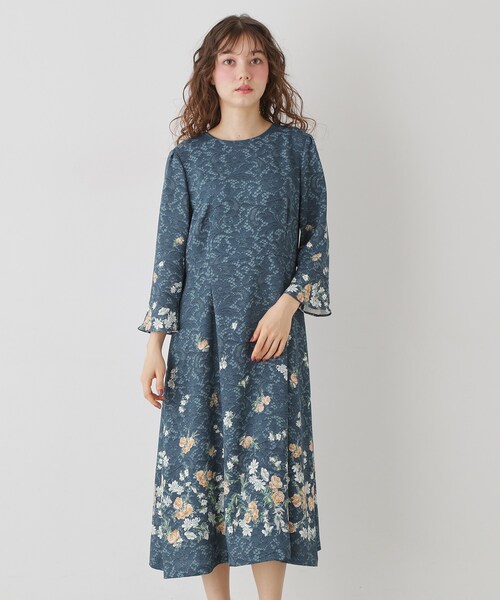 Sunauna(スーナウーナ)の「【SS~L】レースプリントワンピース(ワンピース・レディース・ネイビー系1/グレー系1/ブルー系1・34/40/38/36)」の17枚目の写真