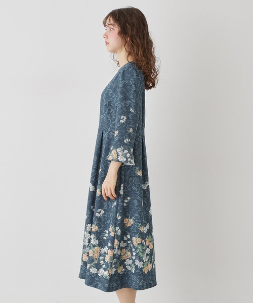 Sunauna(スーナウーナ)の「【SS~L】レースプリントワンピース(ワンピース・レディース・ネイビー系1/グレー系1/ブルー系1・34/40/38/36)」の18枚目の写真