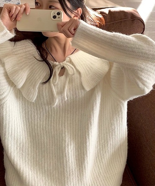 leune(ルネ)の「ラッフルカラーニット(ニット/セーター・レディース・オフホワイト・FREE)」の7枚目の写真