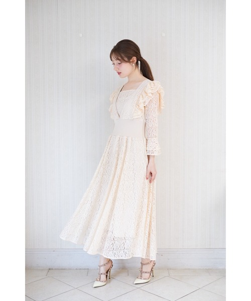 tocco closet(トッコ クローゼット)の「ウエストリブフリルレースワンピース(ワンピース・レディース・ラベンダー/ベージュ・M)」の4枚目の写真