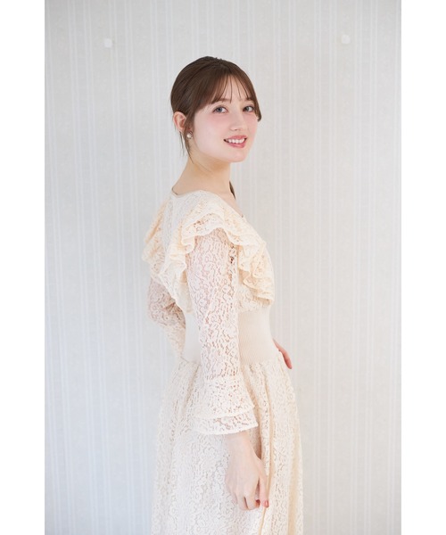 tocco closet(トッコ クローゼット)の「ウエストリブフリルレースワンピース(ワンピース・レディース・ラベンダー/ベージュ・M)」の9枚目の写真