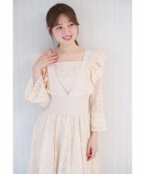 tocco closet(トッコ クローゼット)の「ウエストリブフリルレースワンピース(ワンピース・レディース・ラベンダー/ベージュ・M)」の7枚目の写真