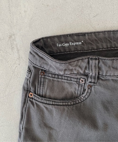 Fax Copy Express(ファックスコピーエクスプレス)の「FAX COPY EXPRESS Vintage washed brown-black 888(デニムパンツ・レディース・グレー・SMALL)」の2枚目の写真