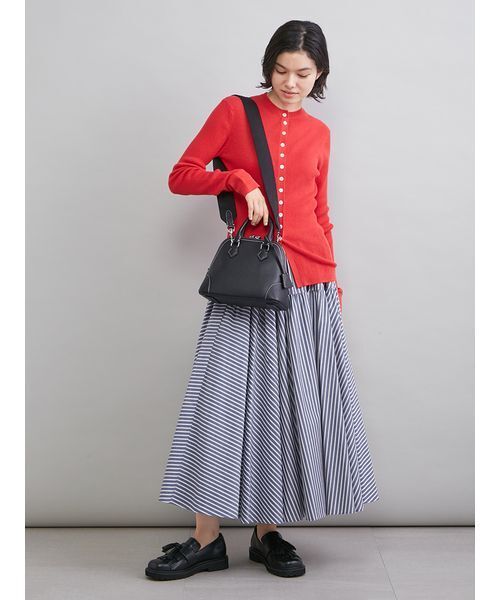 Mila Owen（ミラオーウェン）の「UVケアシアーリブニットカーディガン（カーディガン/ボレロ・レディース・ブラック/グレー/レッド/グリーン・1/0）」の9枚目の写真