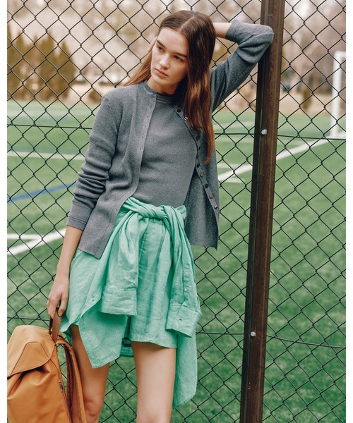 Mila Owen（ミラオーウェン）の「UVケアシアーリブニットカーディガン（カーディガン/ボレロ・レディース・ブラック/グレー/レッド/グリーン・1/0）」の5枚目の写真