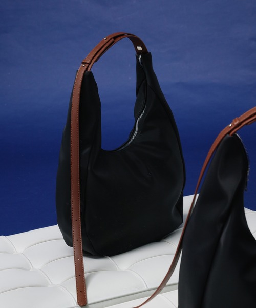 SELLE GLANT（セレグランテ）の「2WAY BICOLOR SHOULDER BAG/2WAYバイカラーショルダーバッグ（ショルダーバッグ・メンズ・キャメル/オフホワイト/ブラック・ONESIZE）」の3枚目の写真