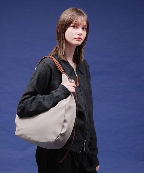 SELLE GLANT（セレグランテ）の「2WAY BICOLOR SHOULDER BAG/2WAYバイカラーショルダーバッグ（ショルダーバッグ・メンズ・キャメル/オフホワイト/ブラック・ONESIZE）」の22枚目の写真