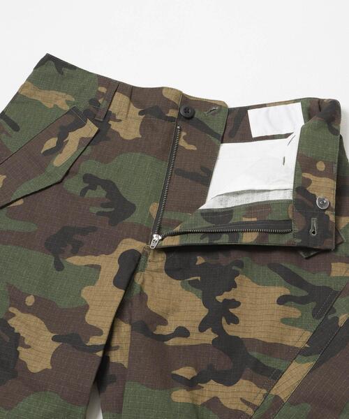 URBAN RESEARCH(アーバンリサーチ)の「URBAN RESEARCH iD 3-D CUTTING CARGO PANTS(その他パンツ・メンズ・その他2/その他1・LARGE/MEDIUM)」の4枚目の写真