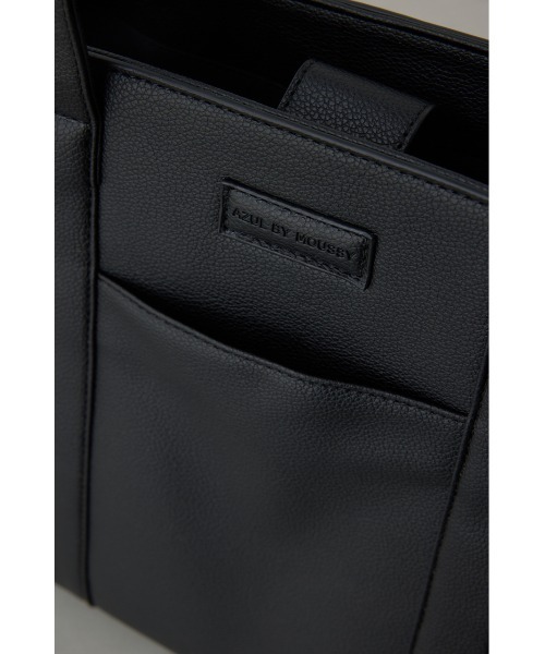 AZUL by moussy（アズールバイマウジー）の「合皮スクエアミドルバッグ（ハンドバッグ・メンズ・グレー/ブラック・FREE）」の9枚目の写真