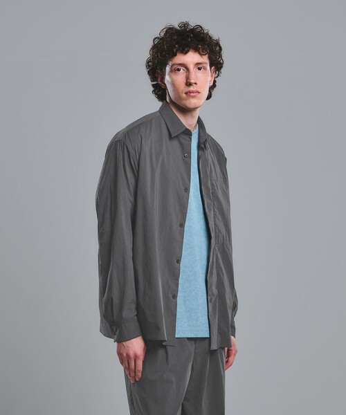 green label relaxing（グリーンレーベルリラクシング）の「WONDER CLOTH ボックス シルエット 長袖 シャツ -ストレッチ・接触冷感・吸水速乾-（シャツ/ブラウス・メンズ・モカ/ダークグレー/ブラック・XL/L/M/S）」の2枚目の写真