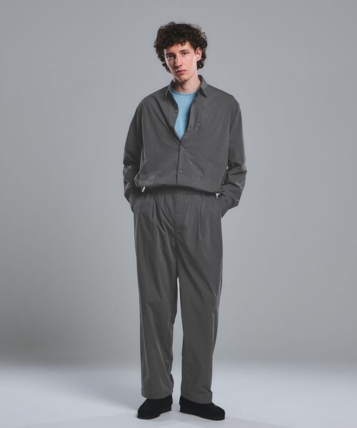 green label relaxing（グリーンレーベルリラクシング）の「WONDER CLOTH ボックス シルエット 長袖 シャツ -ストレッチ・接触冷感・吸水速乾-（シャツ/ブラウス・メンズ・モカ/ダークグレー/ブラック・XL/L/M/S）」の6枚目の写真