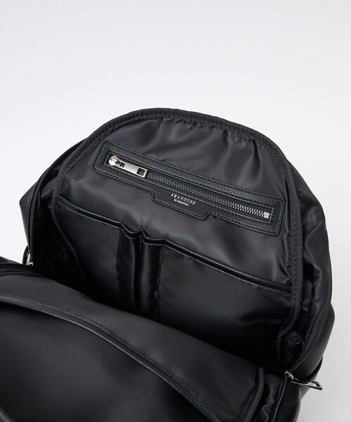 ABAHOUSE les essentiels（アバハウスレエッセンシャル アバハウス エッセンシャル）の「【ABAHOUSE　les essentiels】定番バックパック / スプリットレザー/シュリンク/リュック / 15.0インチPC対応 / A4サイズ対応（バックパック/リュック・メンズ・ネイビー/ブラック/グレー・フリー）」の11枚目の写真