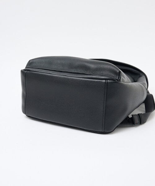 ABAHOUSE les essentiels（アバハウスレエッセンシャル アバハウス エッセンシャル）の「【ABAHOUSE　les essentiels】定番バックパック / スプリットレザー/シュリンク/リュック / 15.0インチPC対応 / A4サイズ対応（バックパック/リュック・メンズ・ネイビー/ブラック/グレー・フリー）」の16枚目の写真