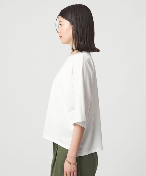 green label relaxing(グリーンレーベルリラクシング)の「【WEB限定】<at ease>ドルマン カットソー 接触冷感(Tシャツ/カットソー・レディース・ライトブルー/ブラック/ダークブラウン/ホワイト・36/38)」の11枚目の写真