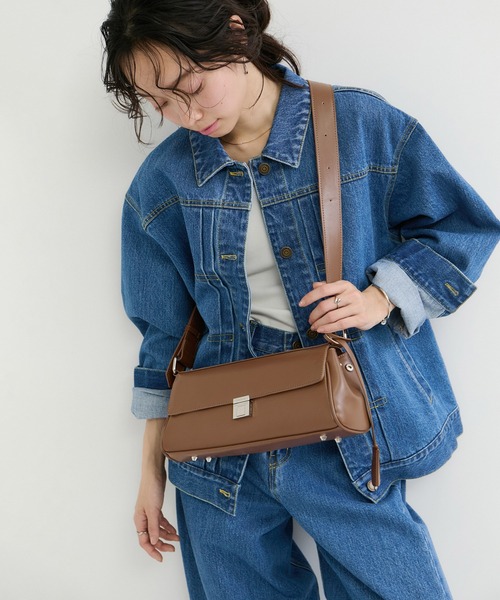 le cercle ADAM ET ROPE'(ルセルクルアダムエロペ)の「【George Cinq(ジョルジュサンク)】CYLINDER BAG / WEB限定(ショルダーバッグ・レディース・ブラック/キャメル・FREE)」の1枚目の写真