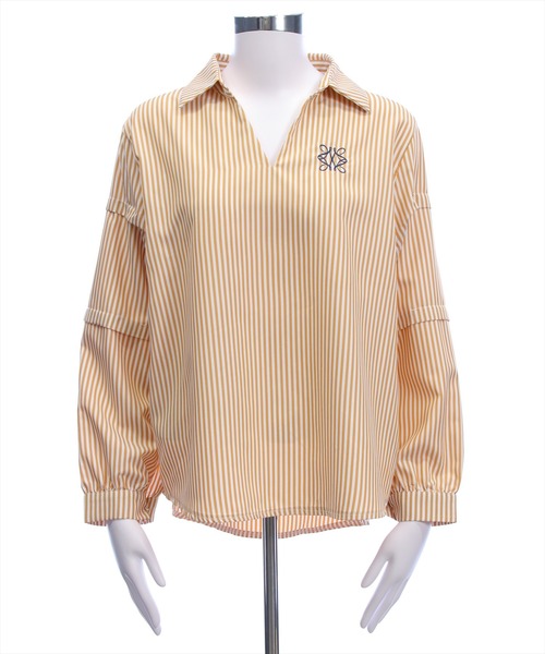 CLEAR BASIC（クリアベーシック）の「ワンポイント刺繍袖タックストライプシャツ[オフィスカジュアル 着回し抜群 大人]≪新作≫（シャツ/ブラウス・レディース・ミント/グレー/ブルー/キャメル・F）」の4枚目の写真