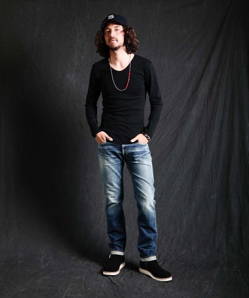 SABLE CLUTCH（セーブルクラッチ）の「ベーシックロングスリーブUネックTシャツ（Tシャツ/カットソー・メンズ・ブラック/ホワイト・SMALL/MEDIUM）」の11枚目の写真