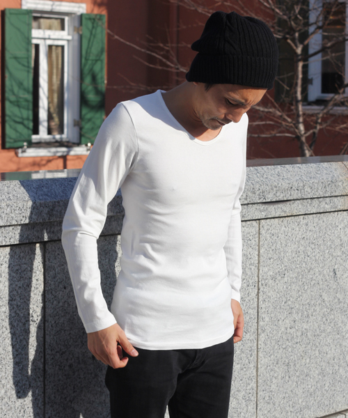 SABLE CLUTCH（セーブルクラッチ）の「ベーシックロングスリーブUネックTシャツ（Tシャツ/カットソー・メンズ・ブラック/ホワイト・SMALL/MEDIUM）」の3枚目の写真